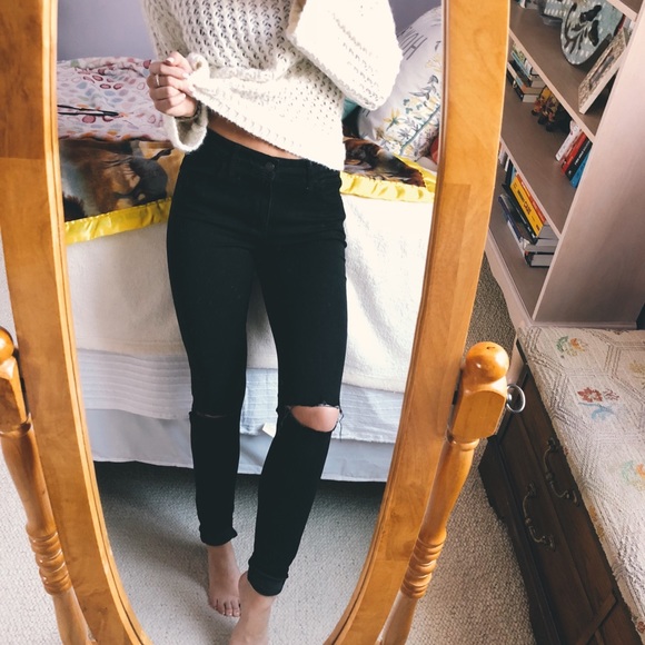 Abercrombie & Fitch Denim - Abercrombie Distressed Black Jeans w/ Knee Rips